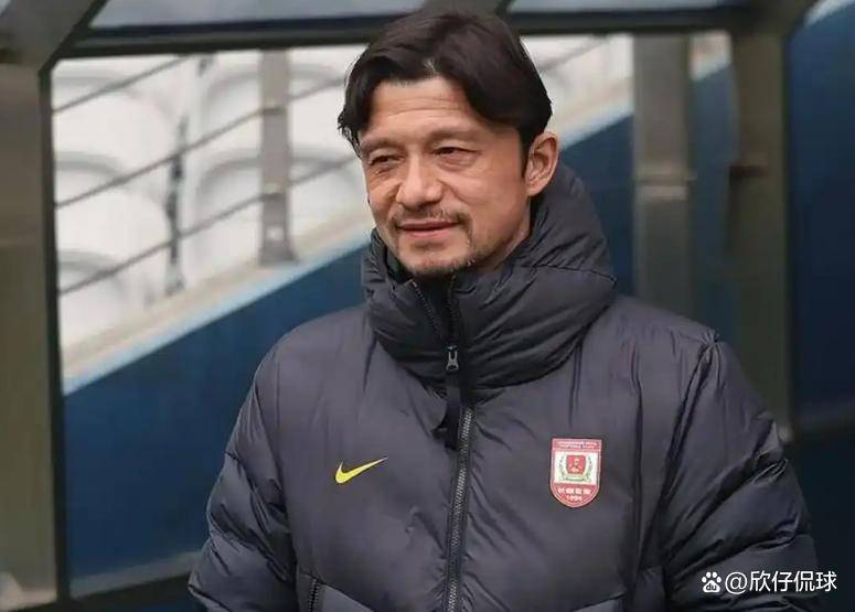 包含金州勇士关键时刻主帅复盘,志在德国杯名次提升,球迷炸锅,团队化学反应显著的词条 包含金州勇士关键时刻主帅复盘,志在德国杯名次提升,球迷炸锅,团队化学反应显著的词条