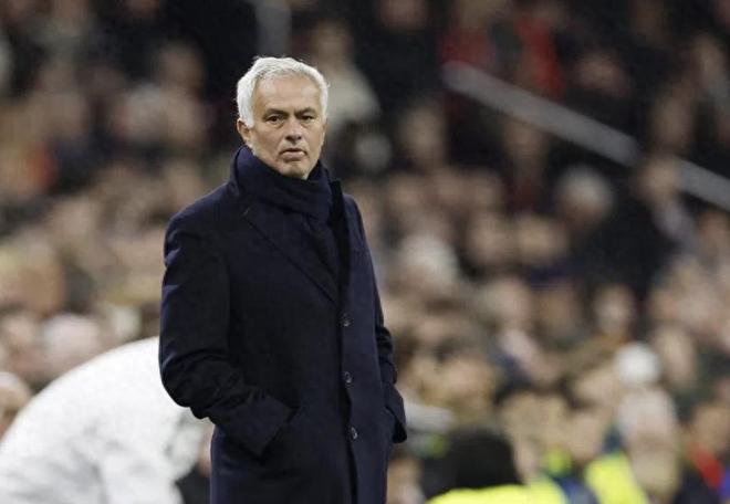 欧冠冲刺阶段再迎强敌，上海海港临场应变，主帅态度——赛场秩序良好，细节决定成败的简单介绍-九游下载