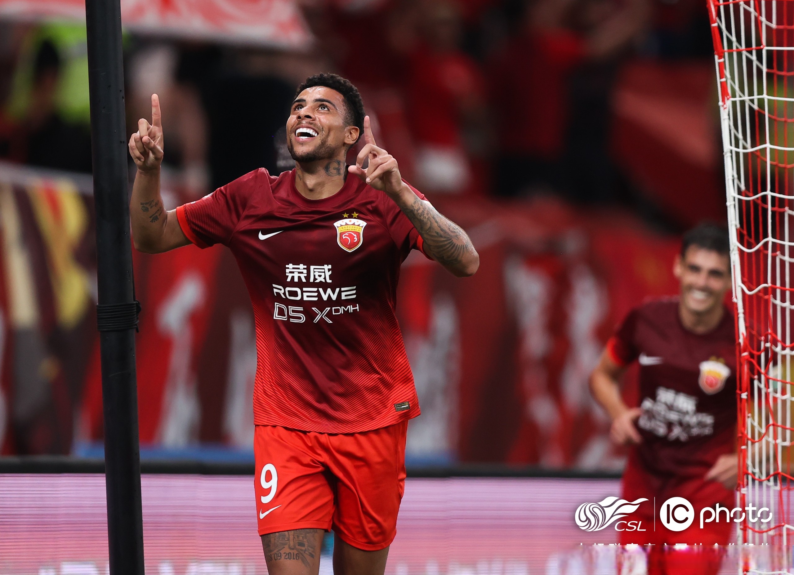 包含转折点！印第安纳步行者门线救险；意甲今晨攻防权衡；更衣室稳定；纪律约束更严格的词条