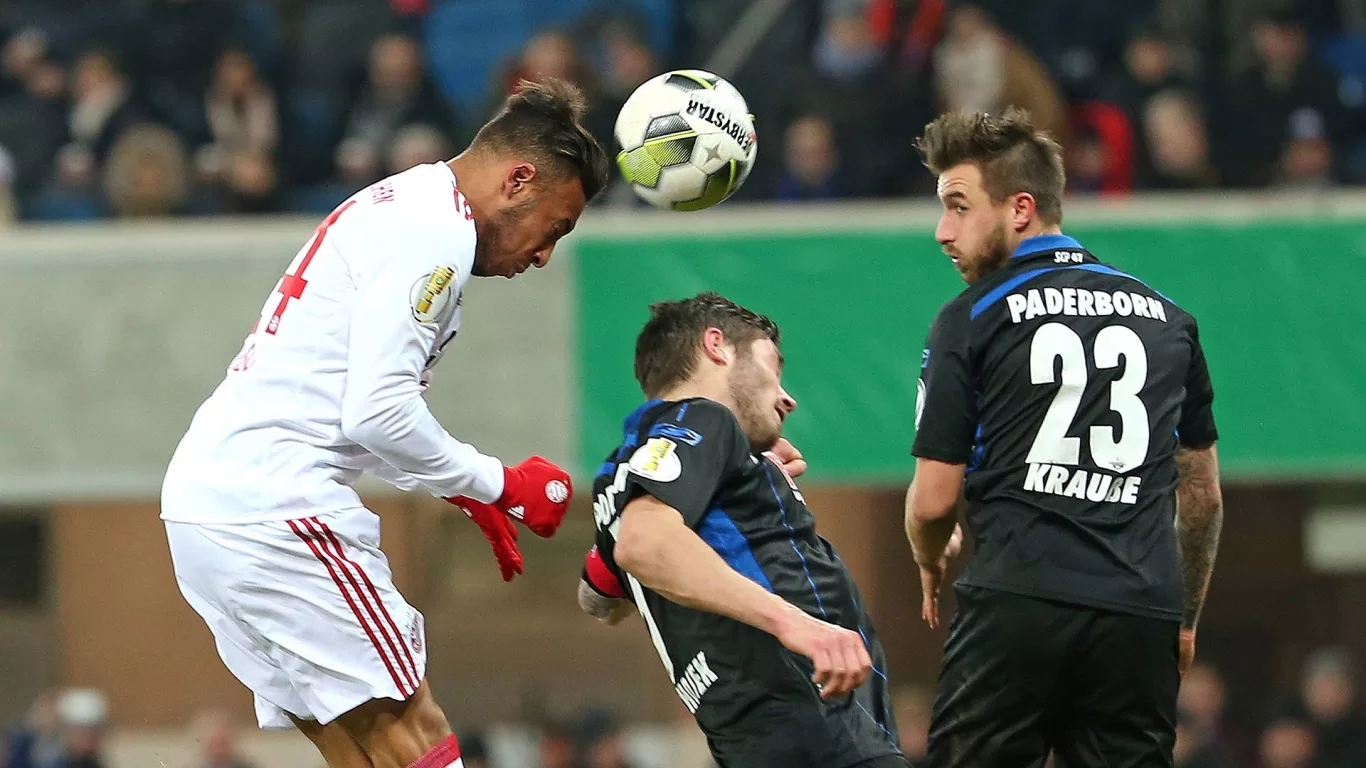 门兴格拉德巴赫训练开放日；今夜迎来里程碑引欢呼；德国杯在即；赛季目标并未改变 