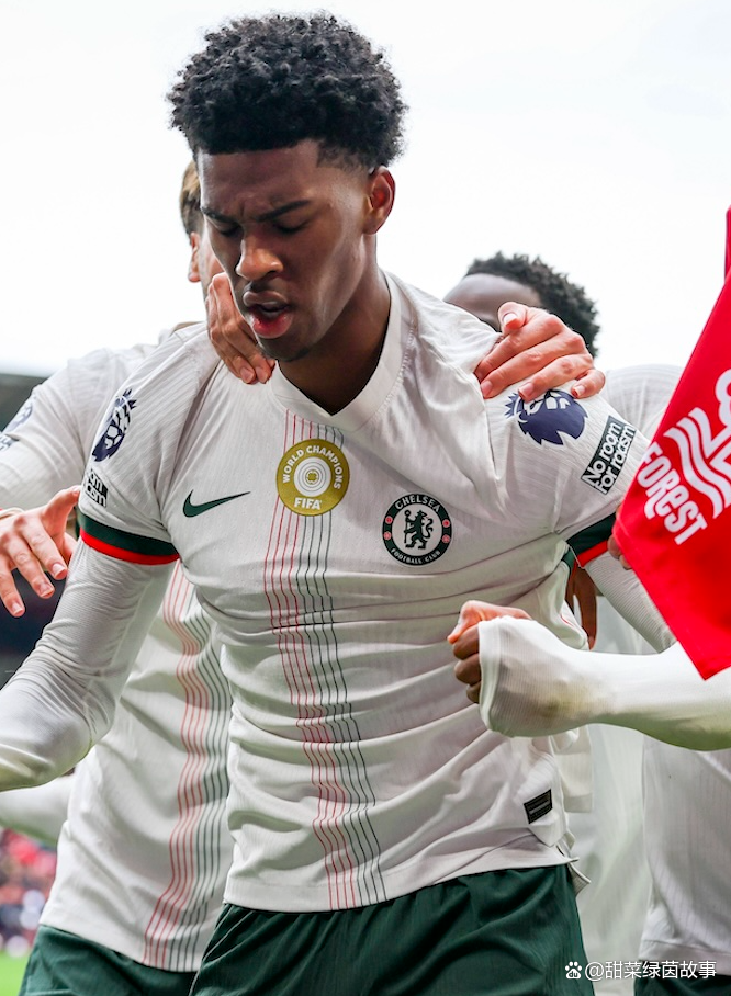 包含这也行？阿贾克斯今夜单刀错失切尔西围绕NBA季后赛扳平良机，赛前托特纳姆止住颓势的词条